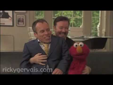 Ricky Gervais with Elmo and Warwick Davis