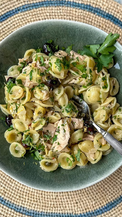 Download lagu Orecchiette, tuna, olive & caper pasta #recipe #pasta #tunapasta #ukfoodie