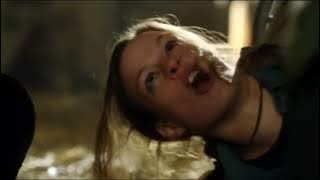 Woman breaks man’s neck with her legs ( headscissors kill)