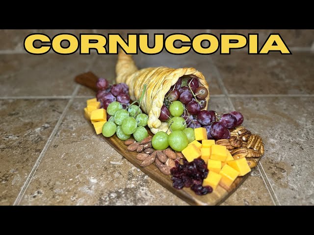 How to make a Crescent Dough Cornucopia (and slay Thanksgiving