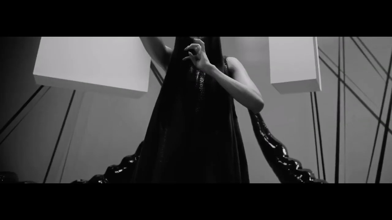 Allie x girl with no face. Молчание песня ремикс