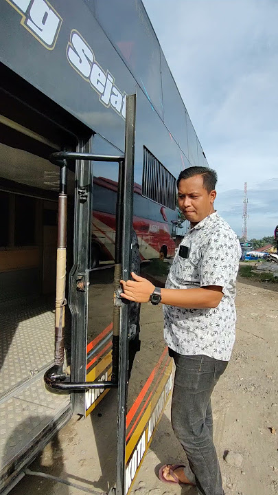 Bus Dgn Bagasi Terluas Seindonesia #busmania #bus #agungsejati #automobile #luggage