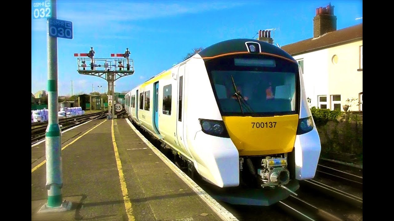 Thameslink Class 700 - 700137 Arrives At Littlehampton On The First ...