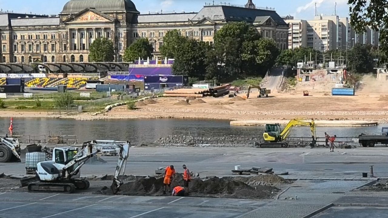 Countdown zur Freigabe Terrassenufer. Aktuelles  Update Carolabrücke Dresden 20.08.2025