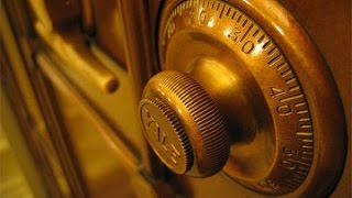 Пенсионеры ограбили хранилище Пенсионеры ограбили хранилище