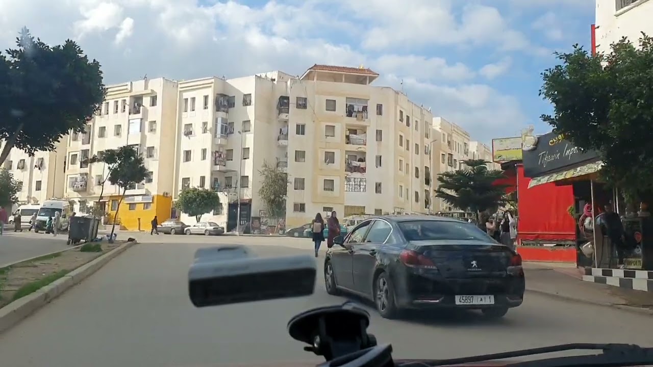 شقة همزة للبيع بمجمع راقي بطنجة غير27مليون للتوضيح0619280310