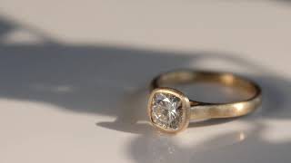 5mm Cushion Cut Open Bezel Solitaire screenshot 5