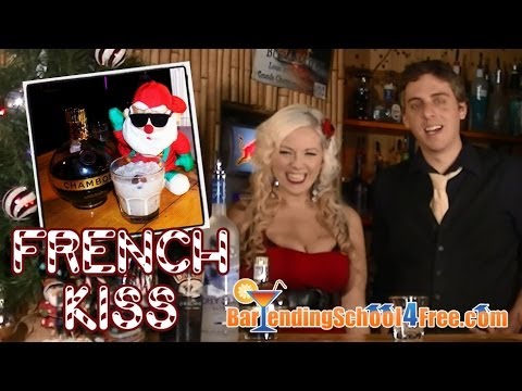 How To Make The French Kiss Tail Holiday Drink Recipes-11-08-2015