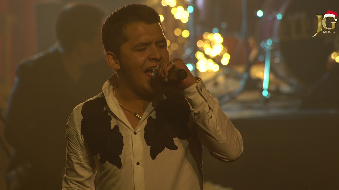 Christian Nodal - Quien es usted