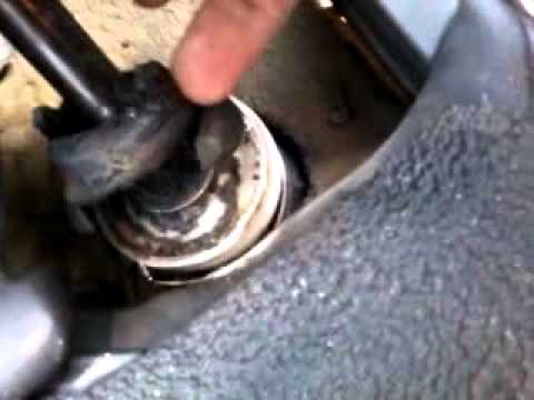 1987 zebra ford ranger sloppy shifter - YouTube f350 body diagram 