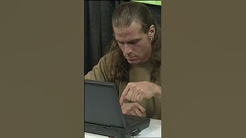 Shawn Michaels using laptop for first time very funny 🤣😝 hard time in finding keys #wwe #hbk #funny