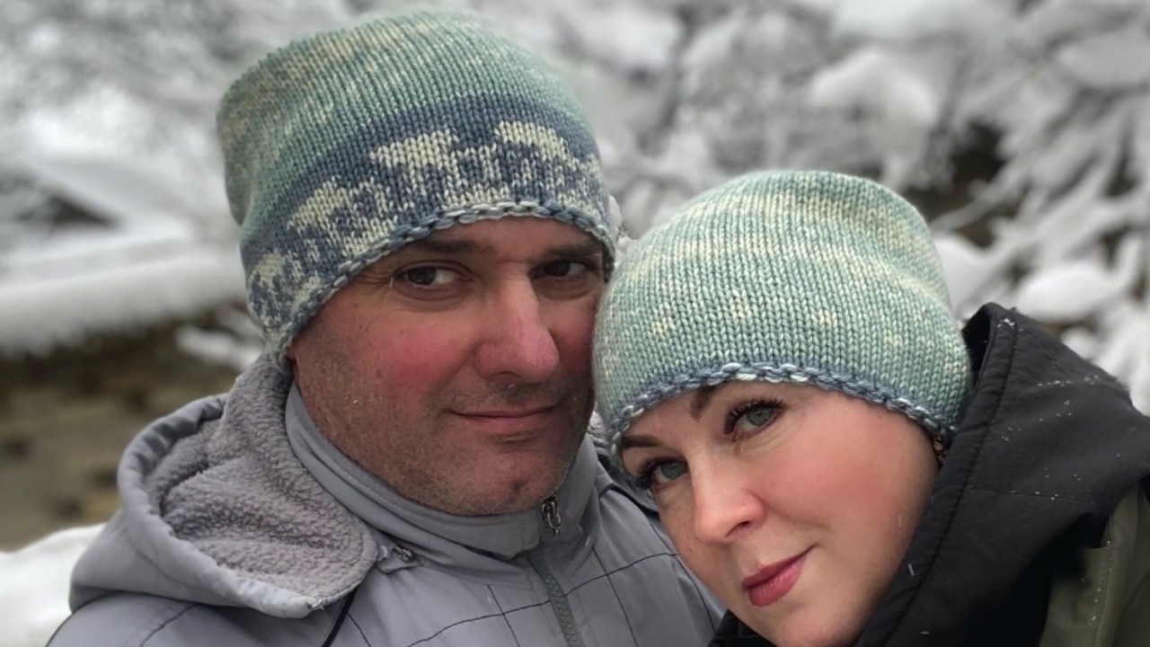 Болгарский зачин - утолщенный наборный край. Шапочки - подробней не бывает.