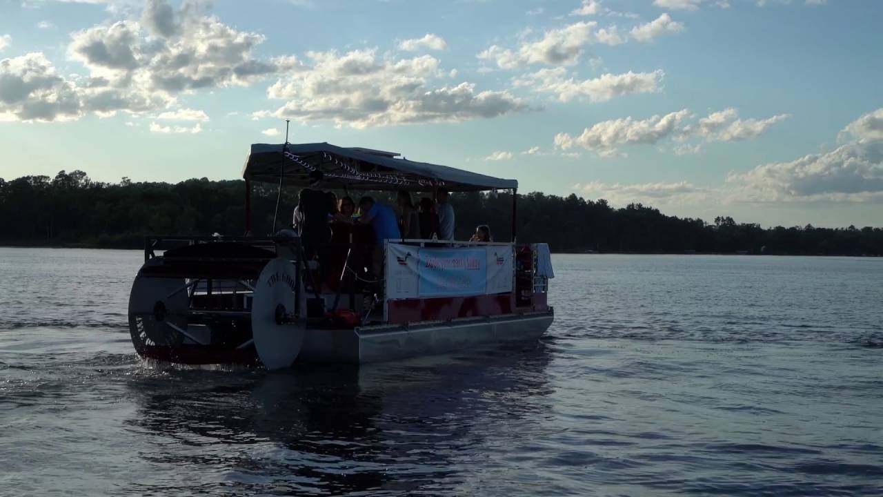 boat cruise on gull lake mn