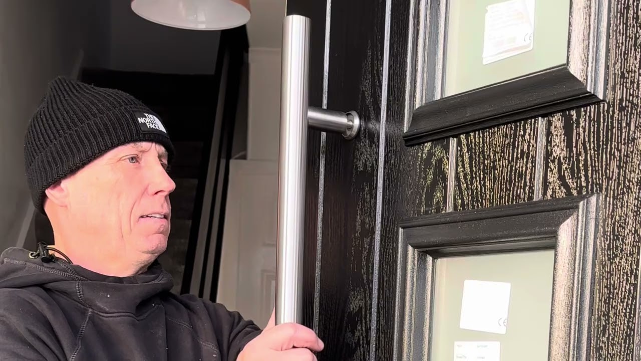 HOW TO FIT A LARGE BAR HANDLE ON A DOOR!