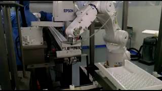 Vials Pick & Place With Pharma Grade Robot