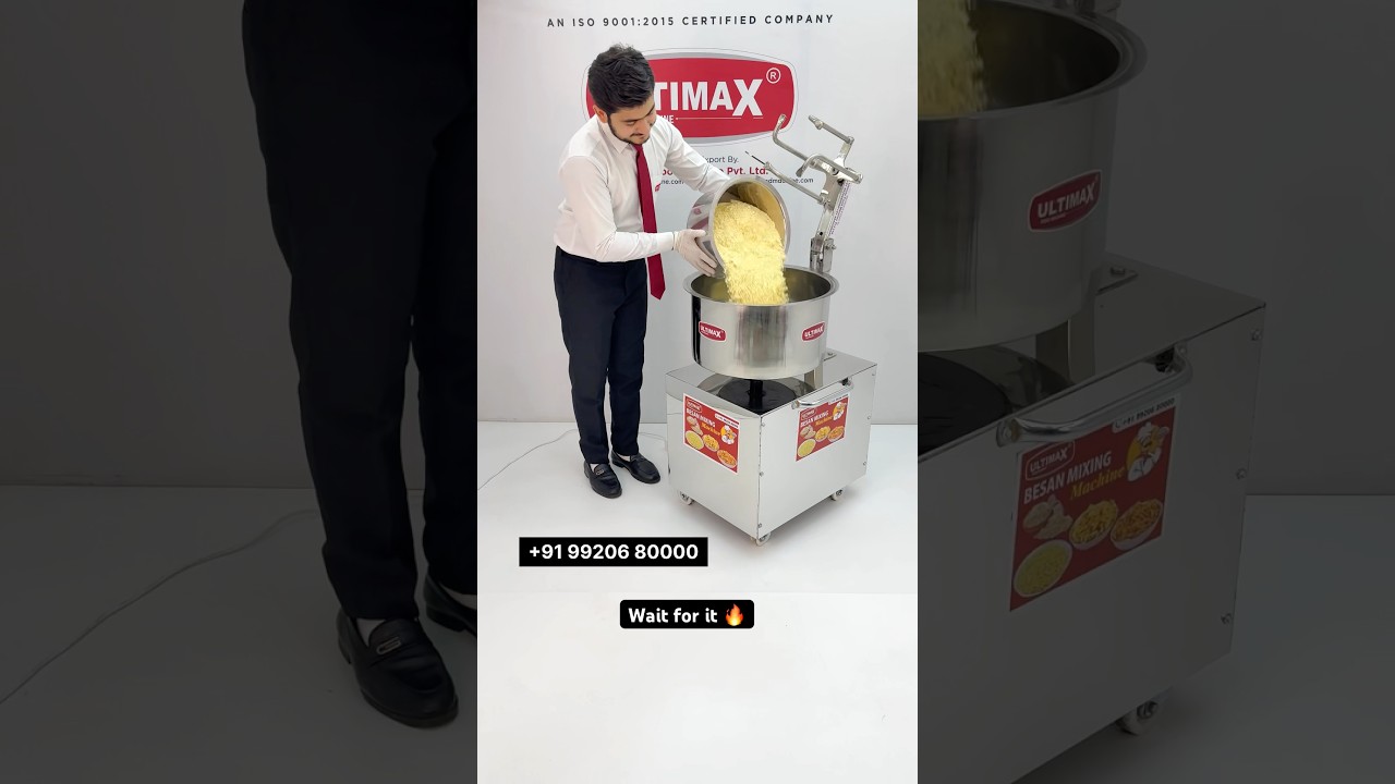 Wait for it 🔥 Dough kneading machine / Besan mixer / namkeen / Indian Street Food 