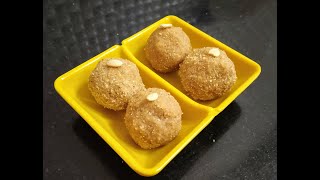 Oats Ladoo Recipe | Healthy Easy Dessert Recipe | No Sugar No Ghee Instant Laddu Recipe | ओट्स लड्डू