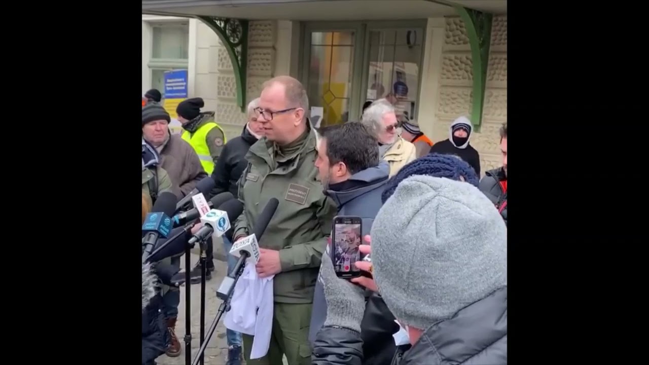 Salvini contestato dal sindaco polacco che gli rinfaccia vicinanza a Putin