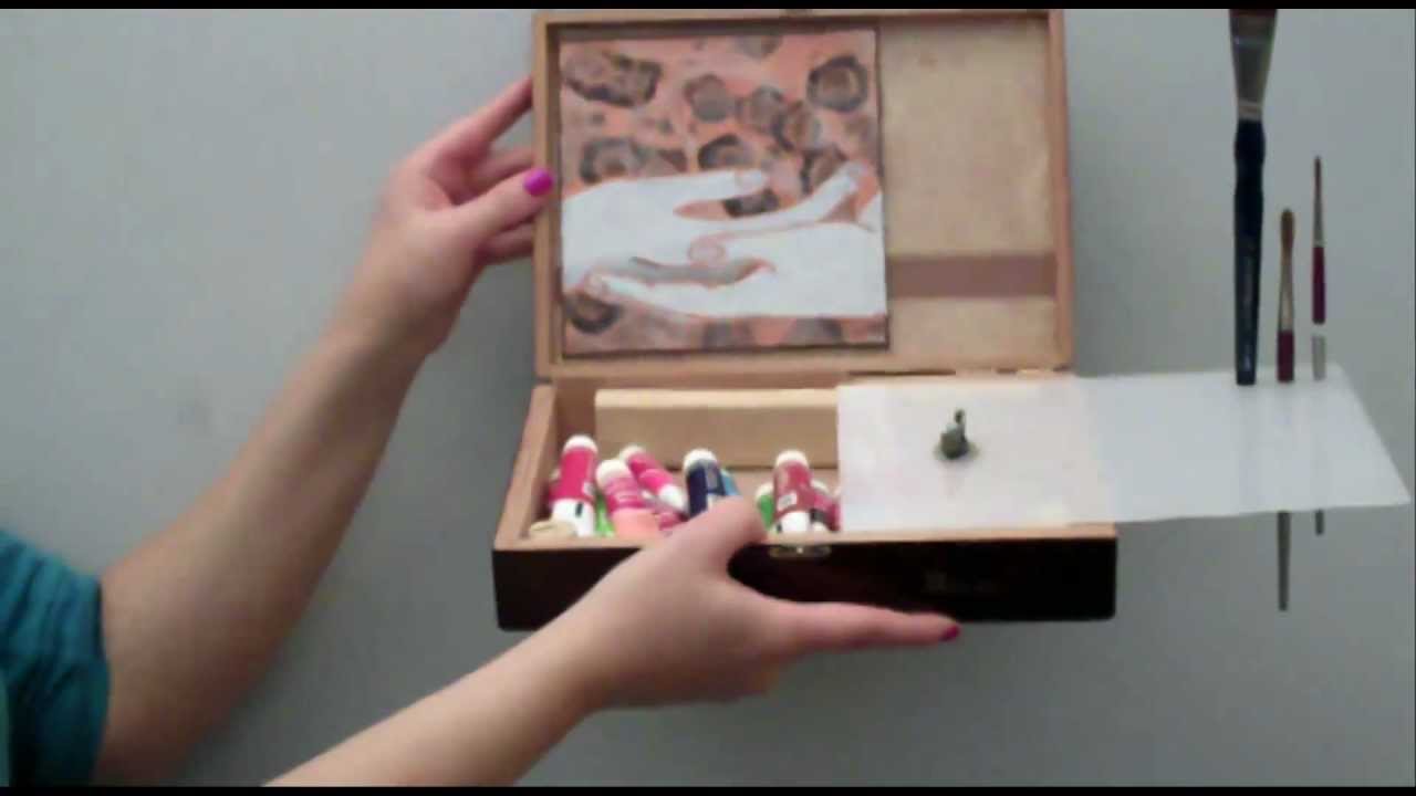 DIY pochade box for plein air painting. (This box is easy to make at home -  full instructions!) 