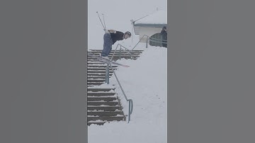 “Crescendo” with Tom Wallisch and friends from Good Company Ski now live over on their channel! ⛓️