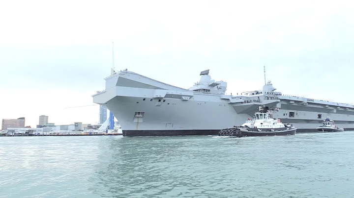 HMS Queen Elizabeth first entry into Portsmouth (Video 1)