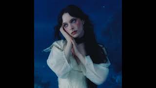Holly Humberstone - White Noise