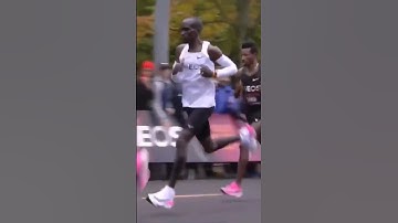#eliudkipchoge best running status #marathon #runing #track and field