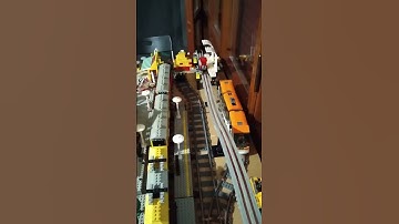 Jo Lego - 9V powered Monorail running without battery