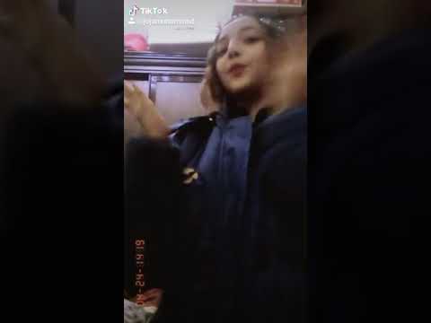 يلا كله بره من حياتي يا صحبه ضله