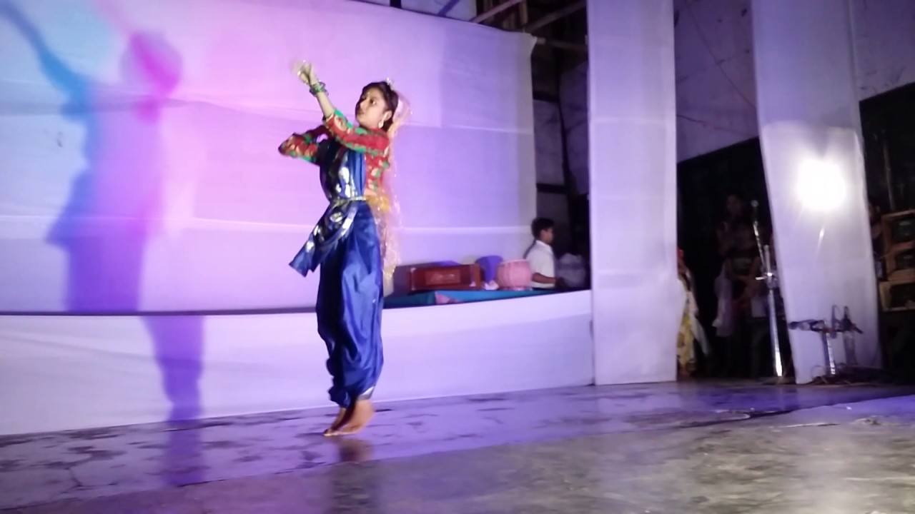 Rabindra dance by Rupashree Saha,Sapatgram - YouTube