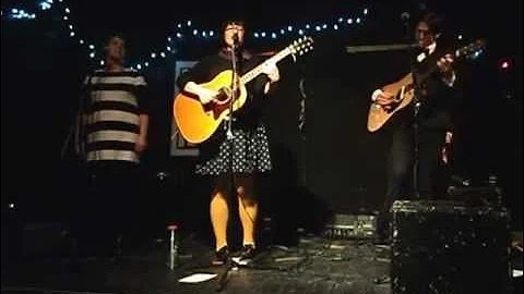Rose Melberg live "Old Days" - Little Mountain - 2...