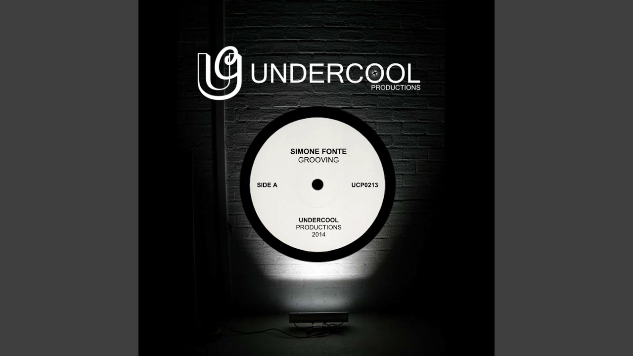 Grooving (Original Mix) auf YouTube ansehen Grooving (Original Mix) auf YouTube ansehen