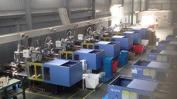 robot arm working videos with injection molding