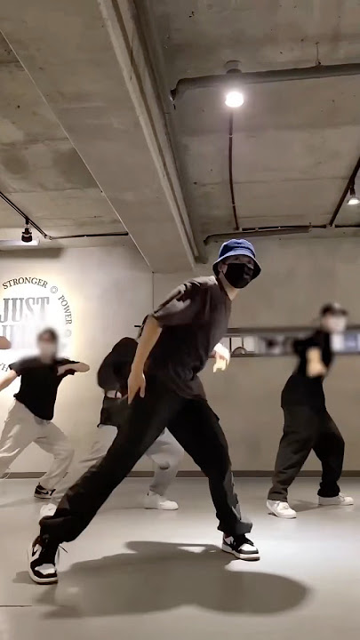 Pre debut Matthew dancing to pdx101 Move #seokmatthew #zerobaseone