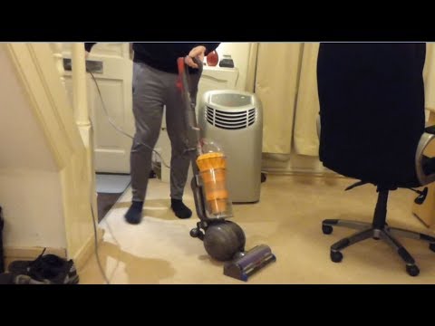 Just Vacuuming: 8 - Dyson Light Ball multi floor + tangle free turbine tool