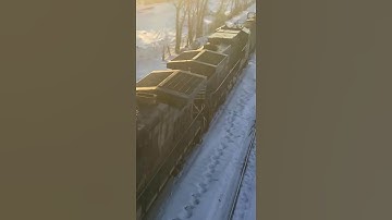 Notch 8 Union Pacific 5630 AC44CWCTE & Norfolk Southern 9555 C40-9W engines #shorts