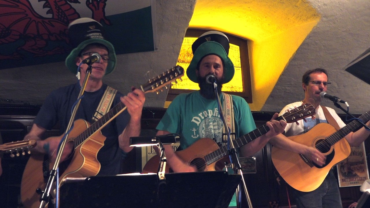 Live Music Irish Pub The Leprechaun Glasmost Drunken Sailor Live Music Irish Pub The Leprechaun Glasmost Drunken Sailor