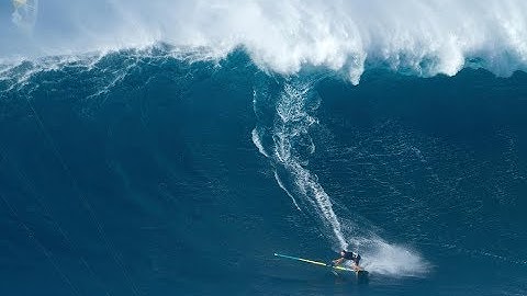 Jason Polakow and Robby Swift - One of the best days at Jaws -  Nazaré Mega Swell