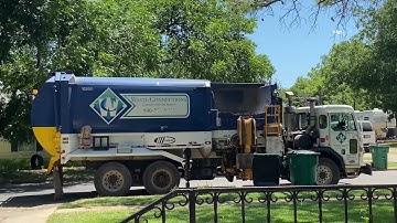 WC: Spare Peterbuilt 520 Labrie Automizer on late trash