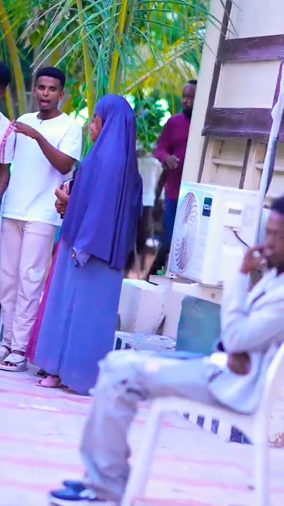 Wali makugu dhacday mise dabbing weyn aa tahay 🤣 #shortsvideo #funny #muqdisho #muqdisho