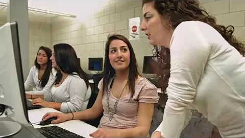 Golden Gala Alumni Awards 2017: Distinguished Alumnus