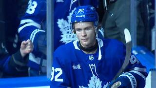 FULL FIRST SHIFT: Gavin McKenna makes preseason debut for Maple Leafs! screenshot 2