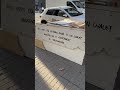 Pobreza en barcelona. es – streetart video, art video Barcelone, Francisco de Pájaro