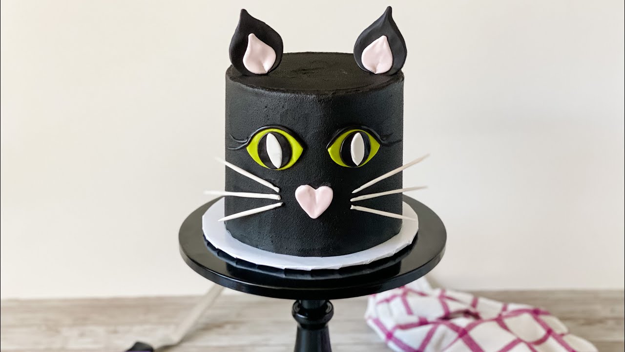 How to Make Black Cat Cake - YouTube