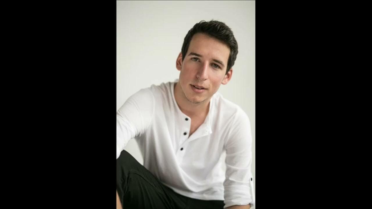 Jakub Pruski w rozmowie z Salon Kultury m.in o premierze spektaklu ...