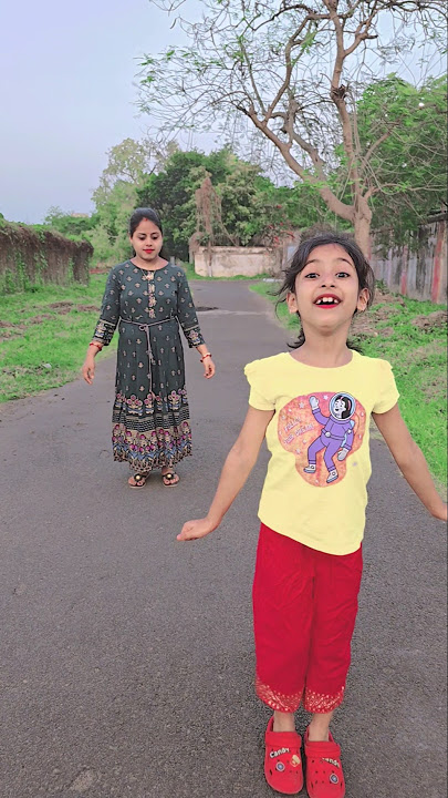 funny baby dance 💃 #shortsvideo #youtubeshorts #funny #shorts #tiktok