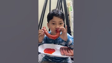 Khi Tôi Xuyên Không Vào Thế Giới Không Biết Ăn  Xúc Xích #shorts #food #xucxich  #funny #haihuoc