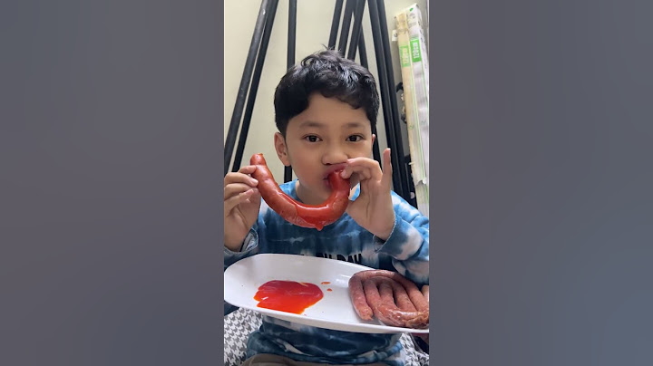 Khi Tôi Xuyên Không Vào Thế Giới Không Biết Ăn  Xúc Xích #shorts #food #xucxich  #funny #haihuoc