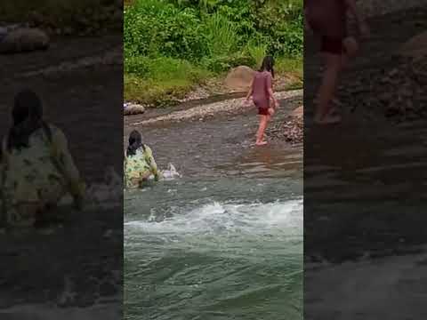 Bathing River \ River bath  \ Before Bathing Kids \ Daily Pop \ Mandi Sungai eps. 106 #shots