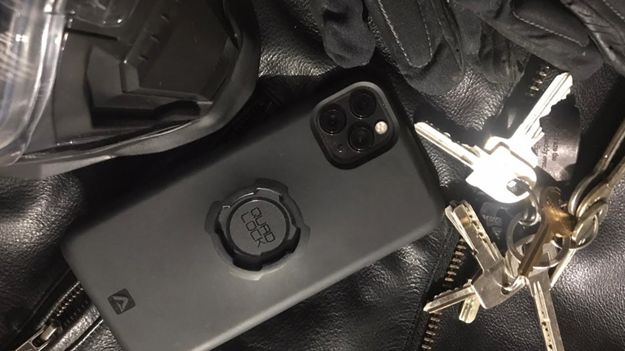 Quad lock iPhone 11 pro max mount. 